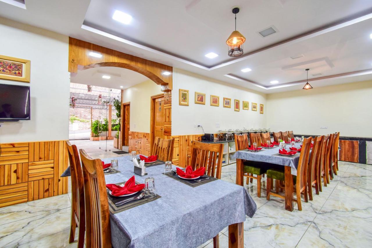 Hotel Valley View - Best For Family Vacations-Conference-Mice Events Chail Exteriör bild