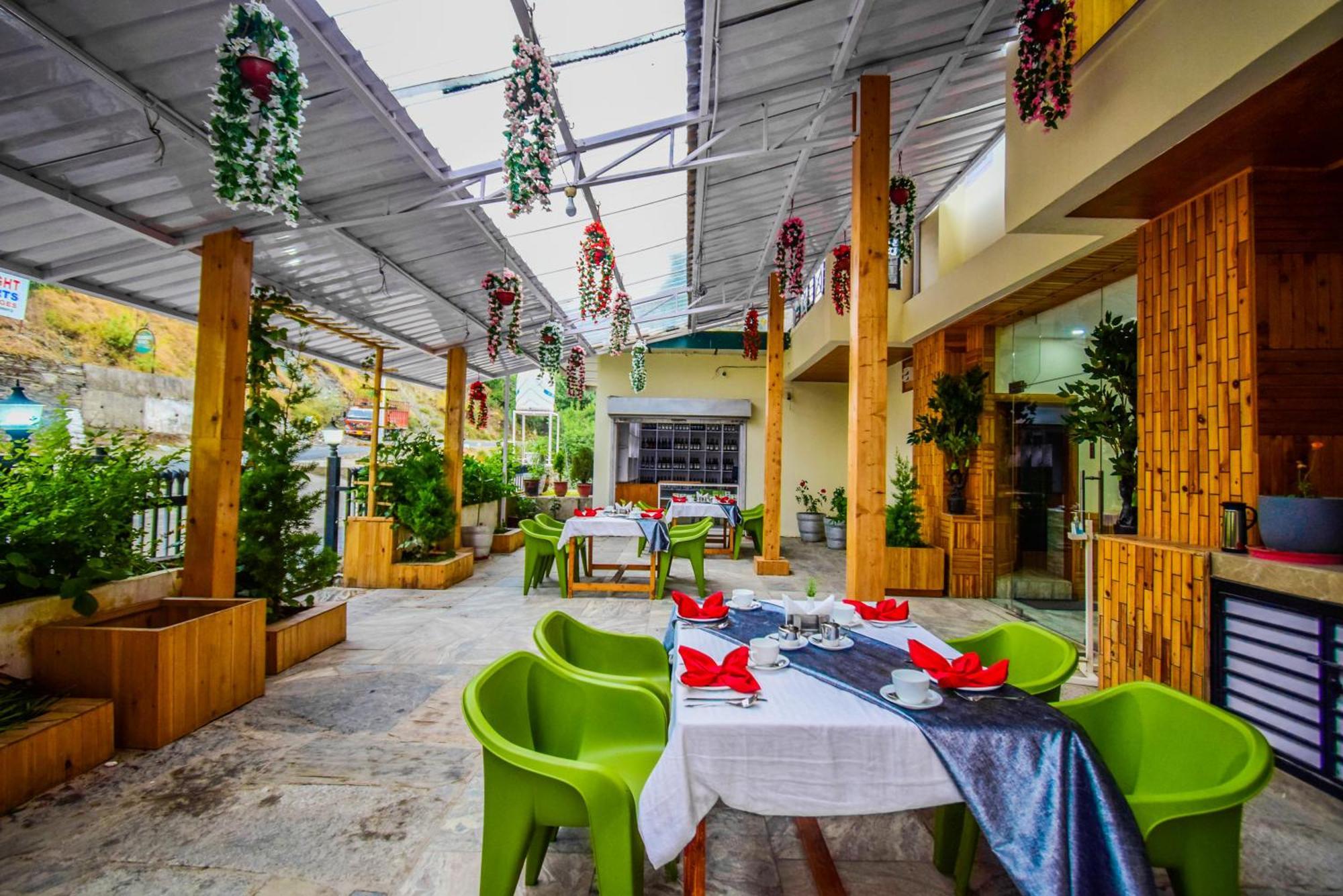 Hotel Valley View - Best For Family Vacations-Conference-Mice Events Chail Exteriör bild