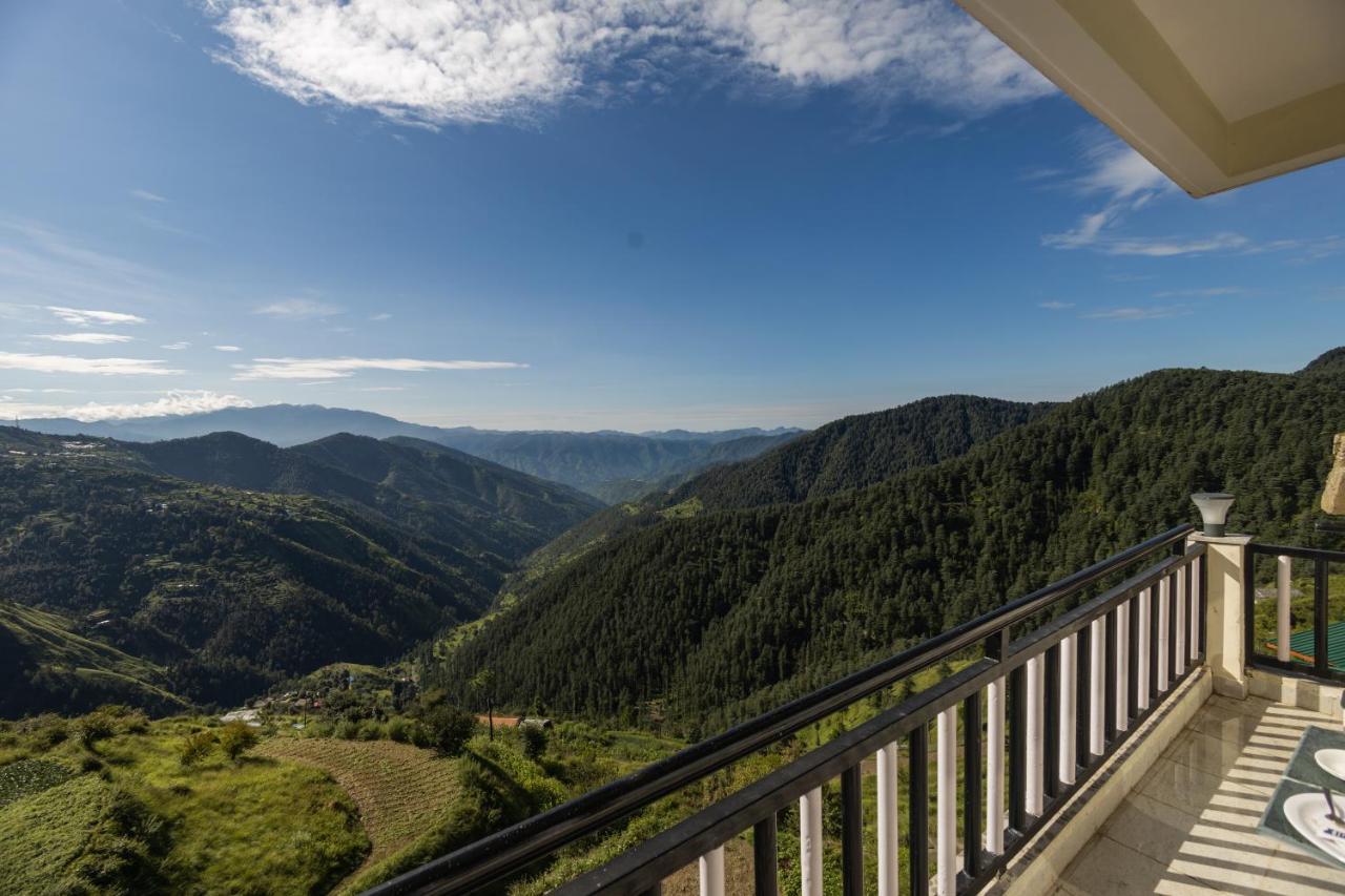 Hotel Valley View - Best For Family Vacations-Conference-Mice Events Chail Exteriör bild